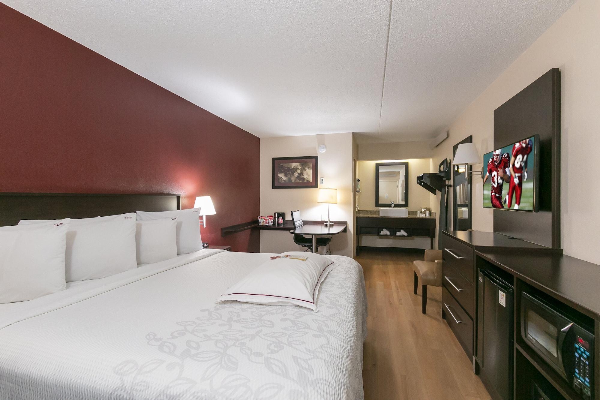 Red Roof Inn Plus + Boston - Framingham Kültér fotó