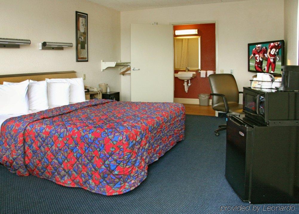 Red Roof Inn Plus + Boston - Framingham Kültér fotó
