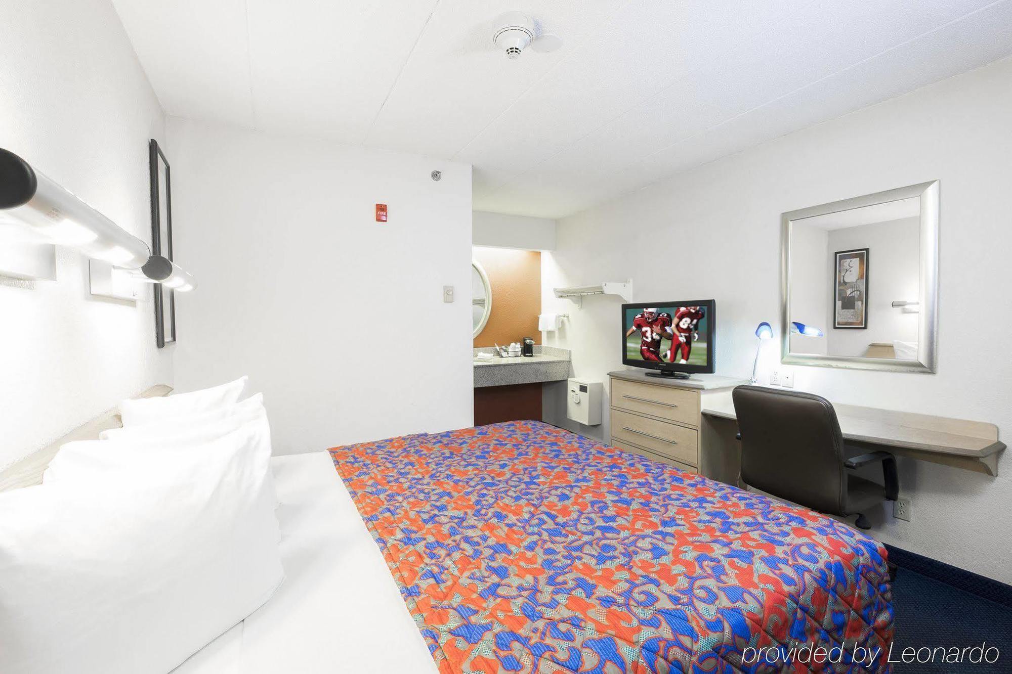 Red Roof Inn Plus + Boston - Framingham Kültér fotó